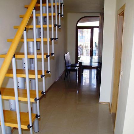 Azura Garden Apartments チェルノモレツ エクステリア 写真